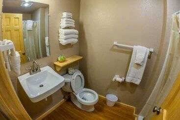 Triangle Motel