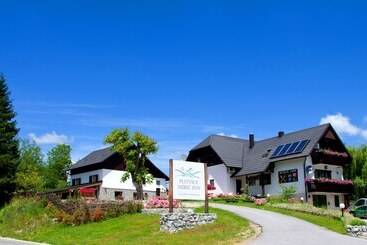تختخواب و صبحانه Plitvice Miric Inn