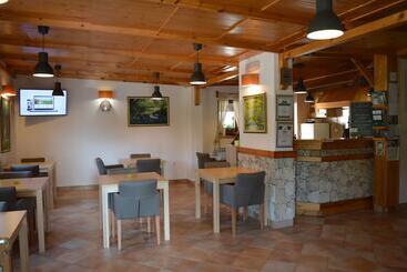تختخواب و صبحانه Plitvice Miric Inn