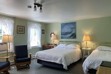 Bed and Breakfast The Barnacle Inn