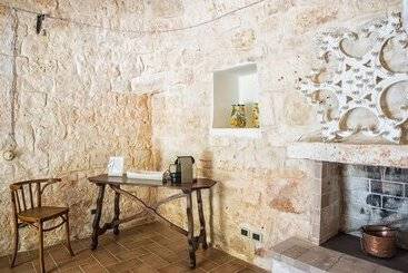 تختخواب و صبحانه Trulli Le Icone