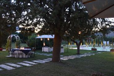 تختخواب و صبحانه Villa Palentina Country House