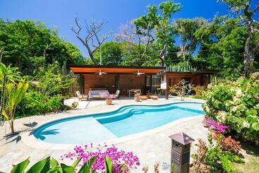 Green Bamboo Cabana