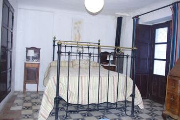 هتل Casa Rural Las Piedras