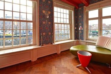 هتل Spaarnedroom