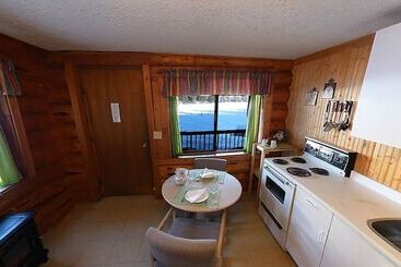 Lac Des Roches Resort