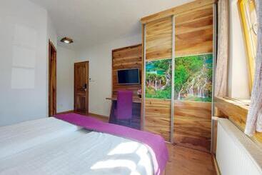 پانسیون Guest House Plitvice Villa Verde