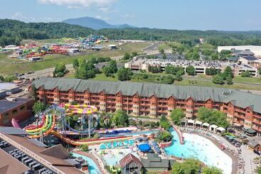 استراحتگاه Wilderness At The Smokies   Stone Hill Lodge