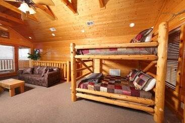 Rising Eagle Lodge By Redawning