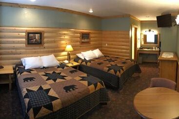 The Historic Madison Hotel Motel