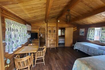 Сельский дом Virginian Resort