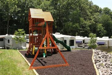 Yogi Bear S Jellystone Park At Pigeon Forge/gatlinburg