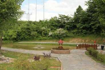 Yogi Bear S Jellystone Park At Pigeon Forge/gatlinburg