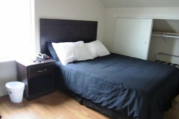 تختخواب و صبحانه Bk Guest House