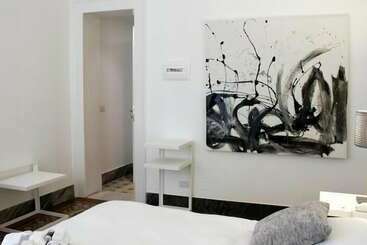 تختخواب و صبحانه Town House Messina