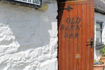 Cross Inn