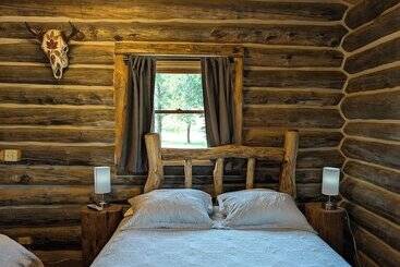 Gold Camp Cabins