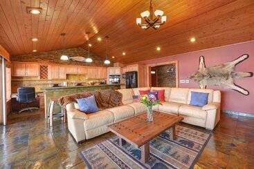 هتل Safari Lodge
