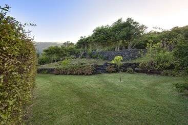 Houses In Pico