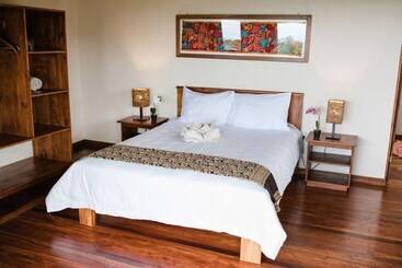 Valle Escondido Nature Reserve Hotel & Farm