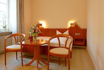 酒店 Garni Kaiserstuhl