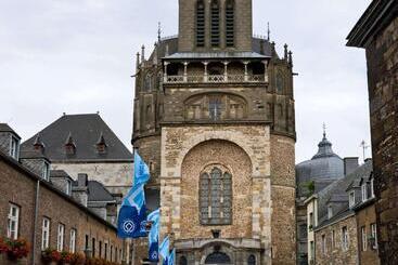 هتل Ibis Budget Aachen City