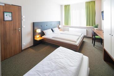 Joesepp´s Hotel Am Schweizerberg - Memmingen