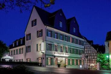 هتل Nassauer Hof