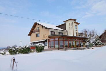هتل Haus Rebland Urlaubsglück