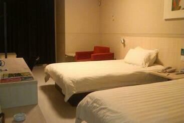 هتل Jinjiang Inn Yancheng Railway Station