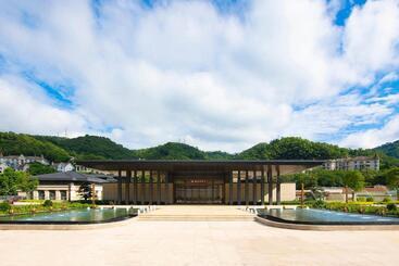 استراحتگاه Shenzhen Silver Lake Conference Center