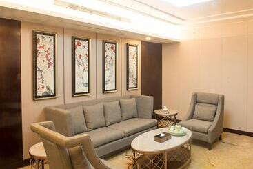 استراحتگاه Shenzhen Silver Lake Conference Center