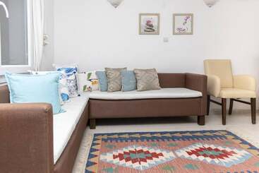 Lovely Triplex With Fantastic Sea View In Turkbuku