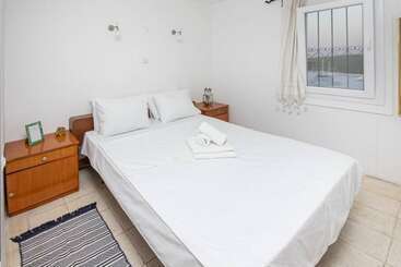 Lovely Triplex With Fantastic Sea View In Turkbuku