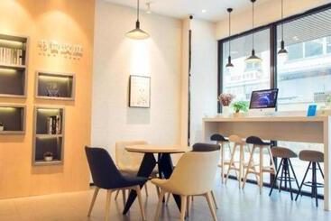Hanting Hotel Huai An Bochi Mountain Park