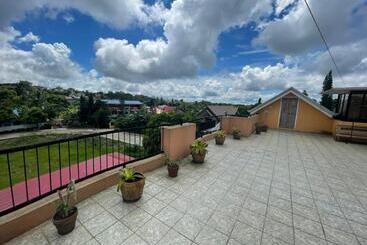هتل Amirsache Villa