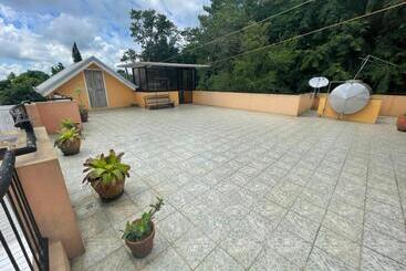 هتل Amirsache Villa
