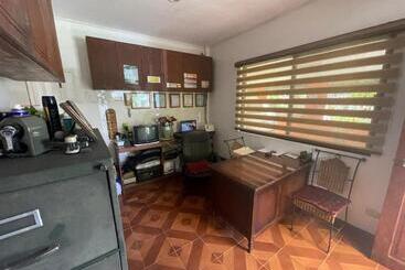 هتل Amirsache Villa