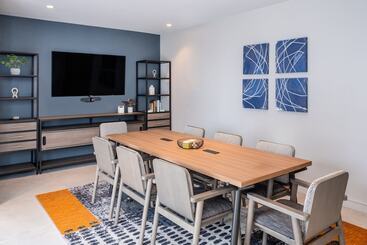 هتل Atwell Suites Miami Brickell By Ihg