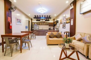 هتل Edmundo By Oyo Rooms