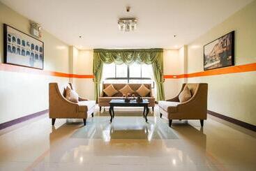 هتل Edmundo By Oyo Rooms