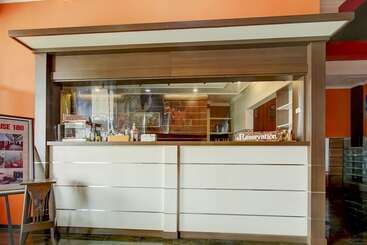 هتل Super Capital O 90151 Guest House 180