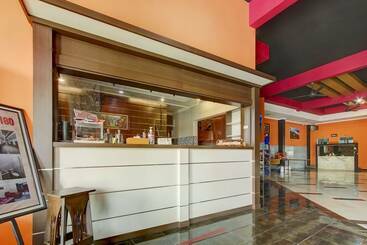 هتل Super Capital O 90151 Guest House 180
