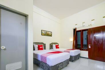 هتل Super Capital O 90151 Guest House 180