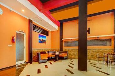 هتل Super Capital O 90151 Guest House 180