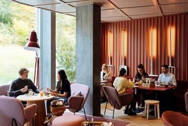 هتل Hyatt Place Zurich Airport The Circle