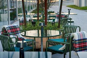 هتل Hyatt Place Zurich Airport The Circle