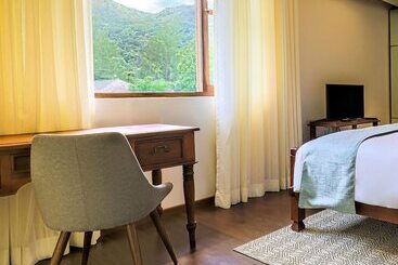 هتل Ja Enchanted Waterfront Seychelles