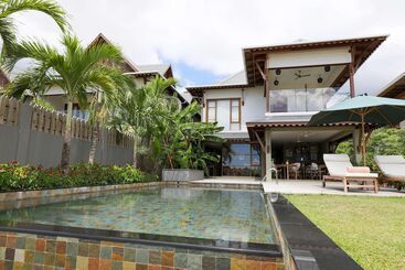 هتل Ja Enchanted Waterfront Seychelles