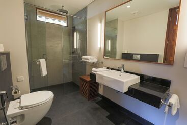 هتل Ja Enchanted Waterfront Seychelles